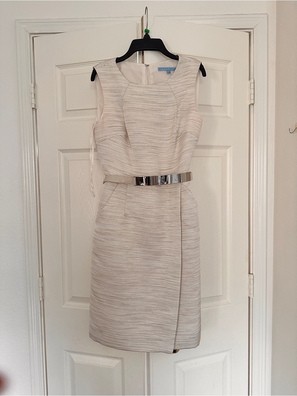 ANTONIO MELANI Ivory Sleeveless Sheath Dress with Metallic Belt